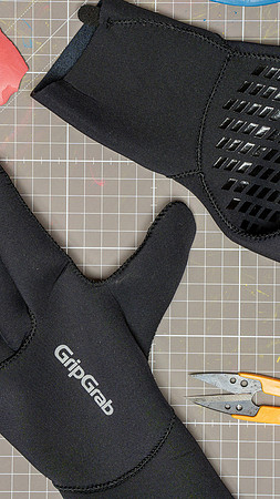 3 - AquaShield Neoprene Raceday Gloves 1080x1920px