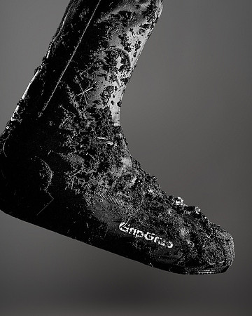 Product-TrailBlazer-ShoeCovers-clean-1080x1350px