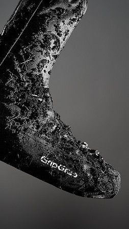 Product-TrailBlazer-ShoeCovers-clean-1080x1920px