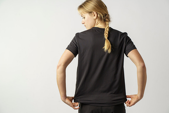 Womens Flow Technical T-shirt (15)