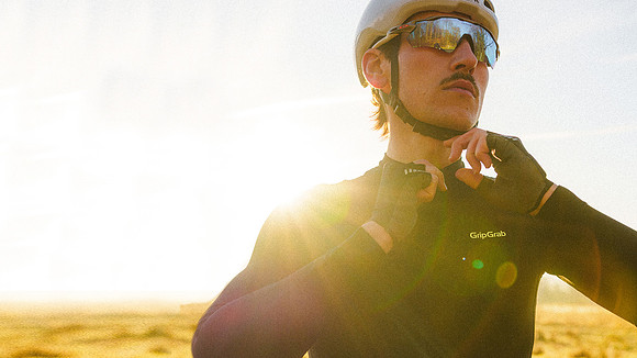GripGrab-SS25-PACR-Long-Sleeve-1920x1080px-V04-wotxt