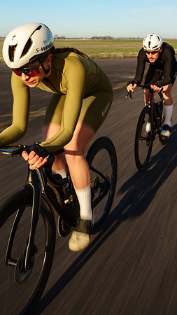 GripGrab-SS25-PACR-Long-Sleeve-1080x1920px-V07-wotxt